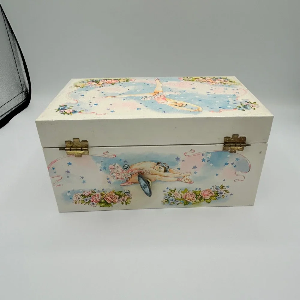 Vintage 1986 Lillian Vernon Ballerina Musical Jewelry Box Pink White Stars 8in